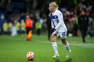 Anni Hartikainen Nations League -ottelussa Kroatiaa vastaan lokakuussa 2023.