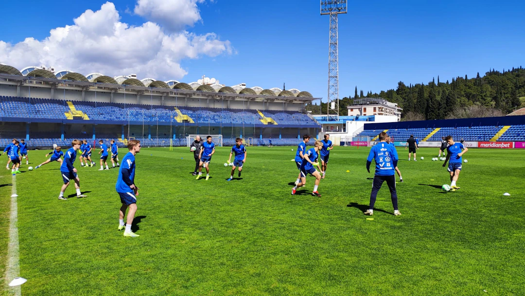 Ottelu pelataan Gradski stadionilla Podgoricassa.