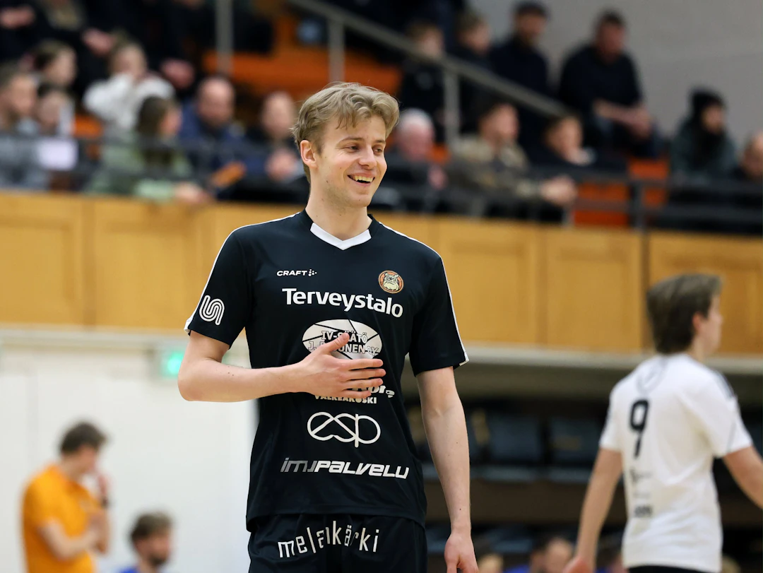 Kaikkola siirtyi GFT:stä Mad Maxiin ennen kuluvan kauden alkua.
