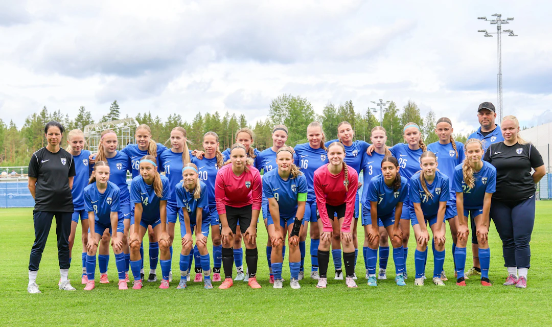 Hopeaa nappasi Team Rantala.