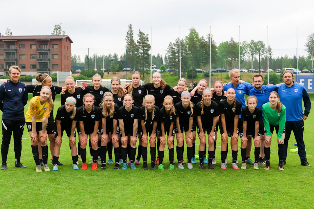Helmariturnauksen 2023 voittanut Team Sällström.
