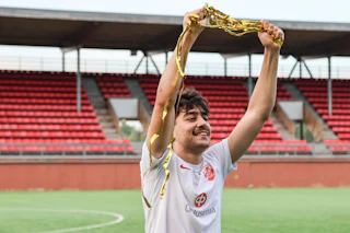 AF Lisboa-Länsi-Vantaan Ylpeys