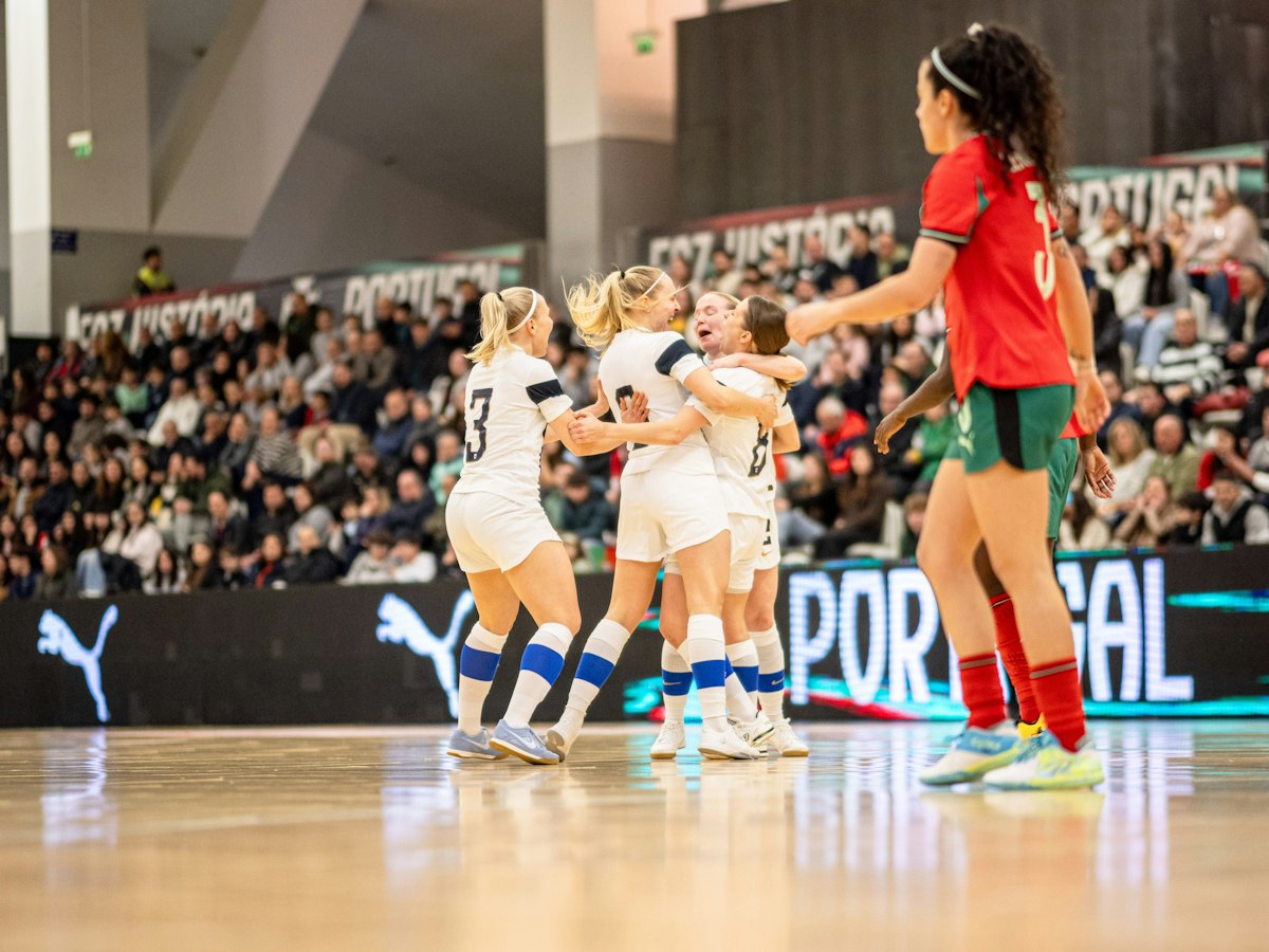 Raportti: Futsalmaajoukkue laittoi MM-mitalistin tiukoille