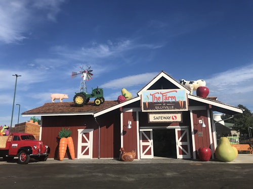 Exhibits & Attractions