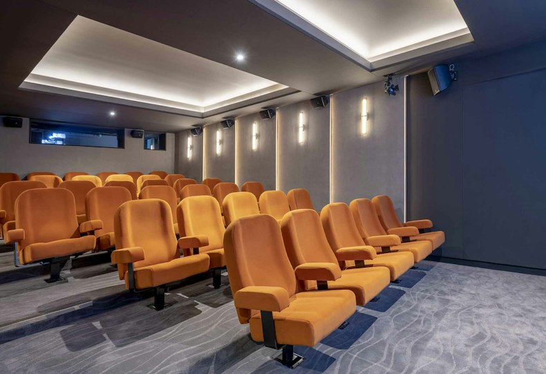 Örsjö Belysning — Ciné Lumière