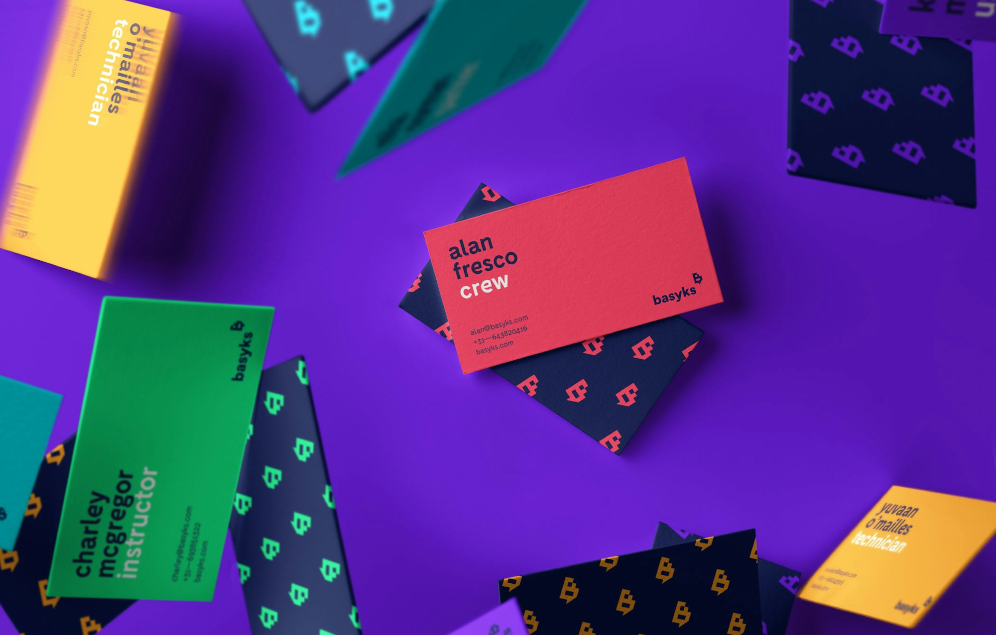 basyks-business-cards-mockup