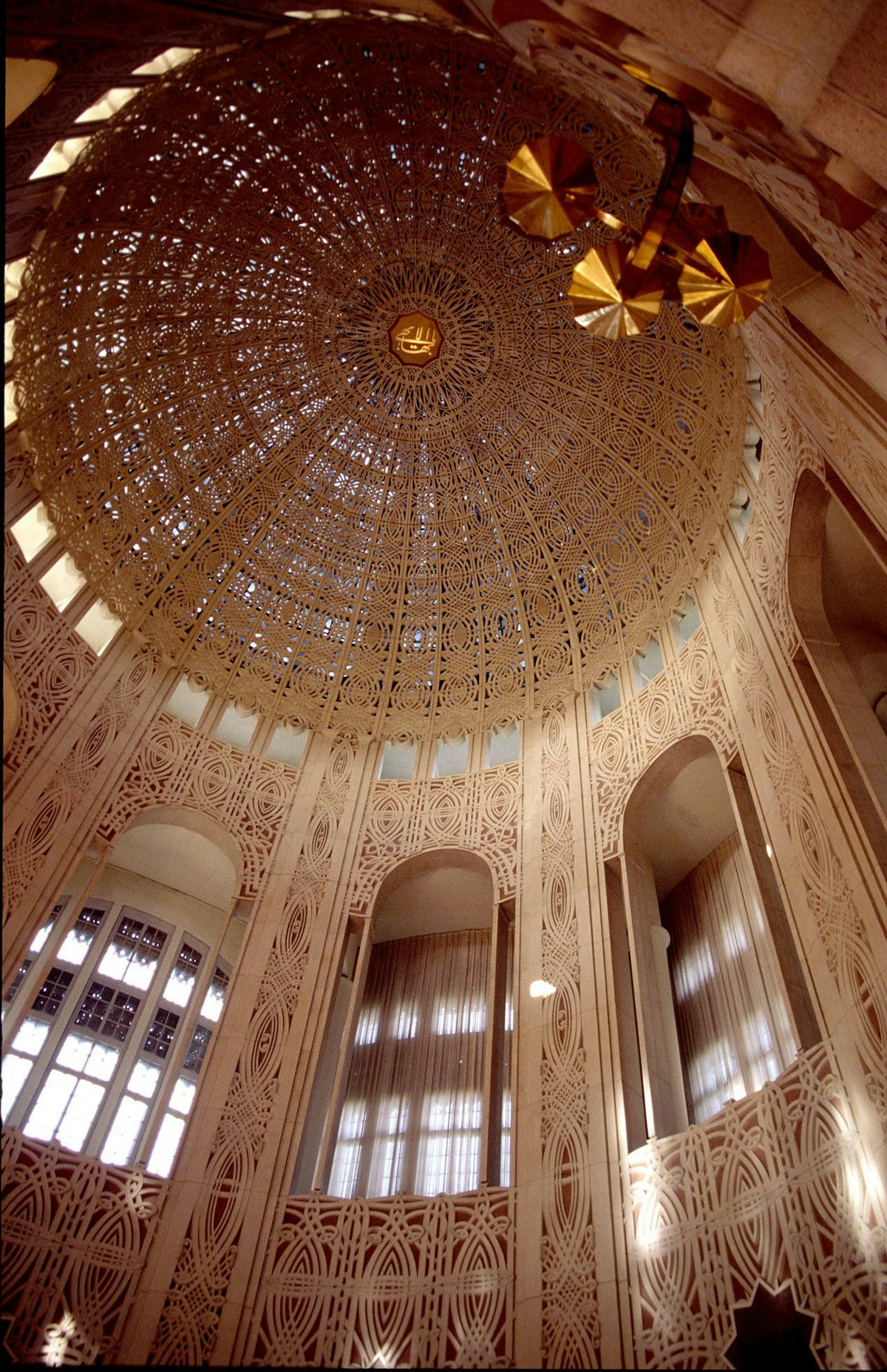 Baha'i House of Worship in Wilmette, near Chicago, United States of America.| From a photographic exhibition by Francisco Gonzalez, entitled "Architects of Unity".