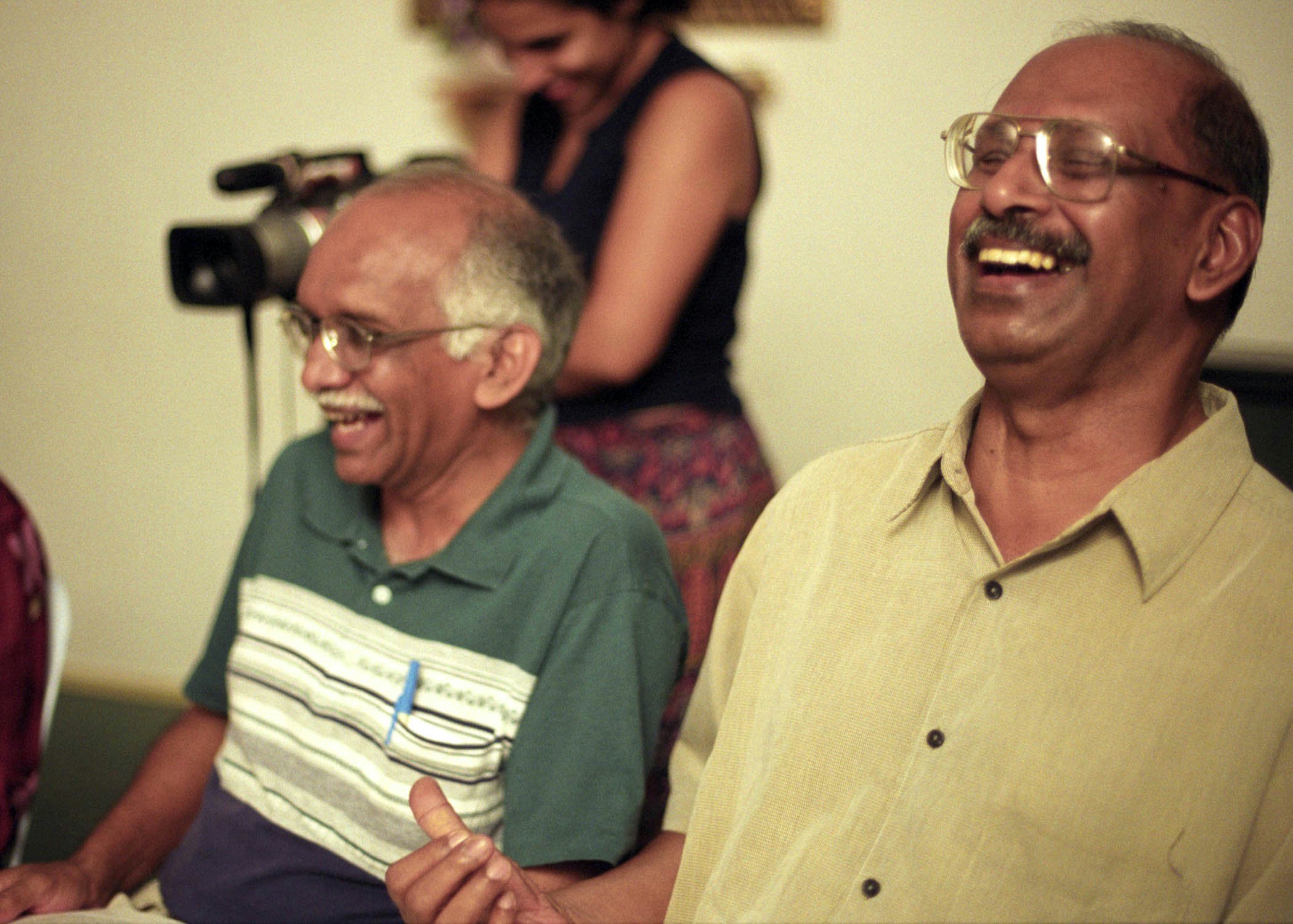Enjoying a study circle in Malaysia. (Photo: Ryan Lash)
