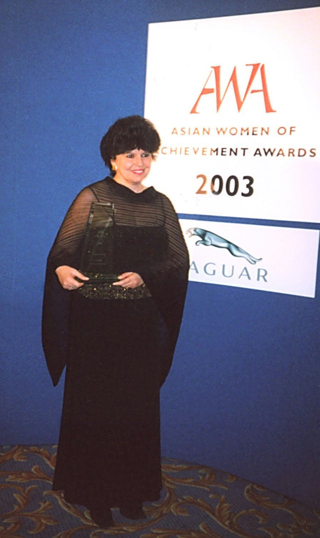 Professor Vargha-Khadem at the award ceremony.