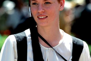 Woman from Iceland wearing national costume (Photo: Francisco Gonzalez)