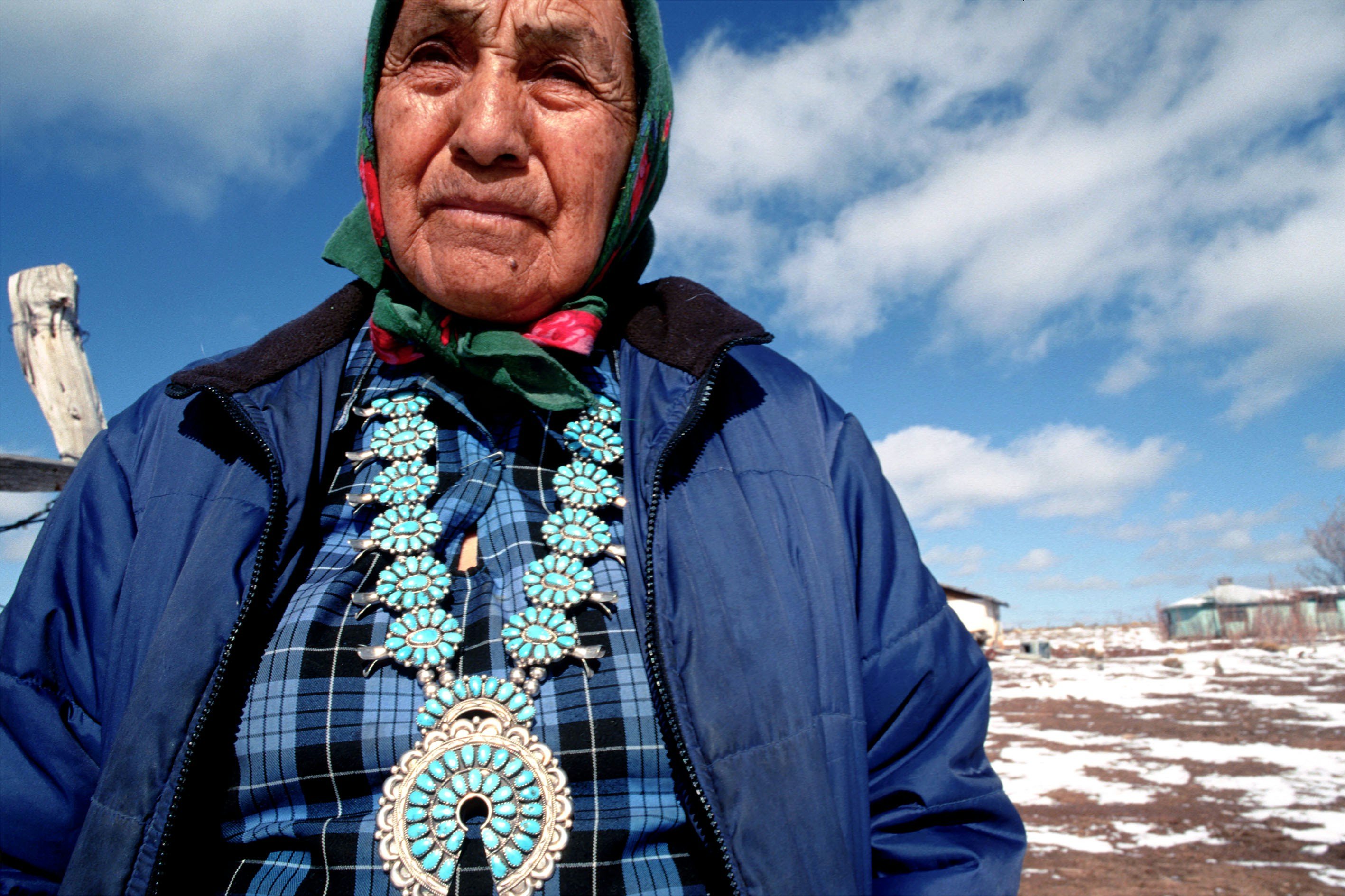 Navajo woman on her farm in Arizona. (Photo: Francisco Gonzalez)