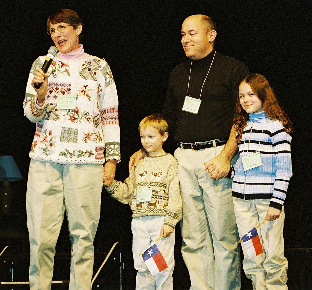 Members of an Oklahoma family, who have been investigating the Faith, spoke of their experience.