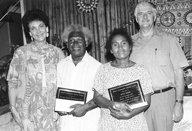 Keithie Saunders (left) and Bruce Saunders (right) with recipients of the Blum's Community Service Award, 1993: (second from left) Abraham Bainasia, representing the Solomon Islands Development Trust, and (second from right) Onyx Oifuru.
