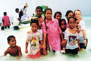 Baha'i children in Kiribati, 1997.