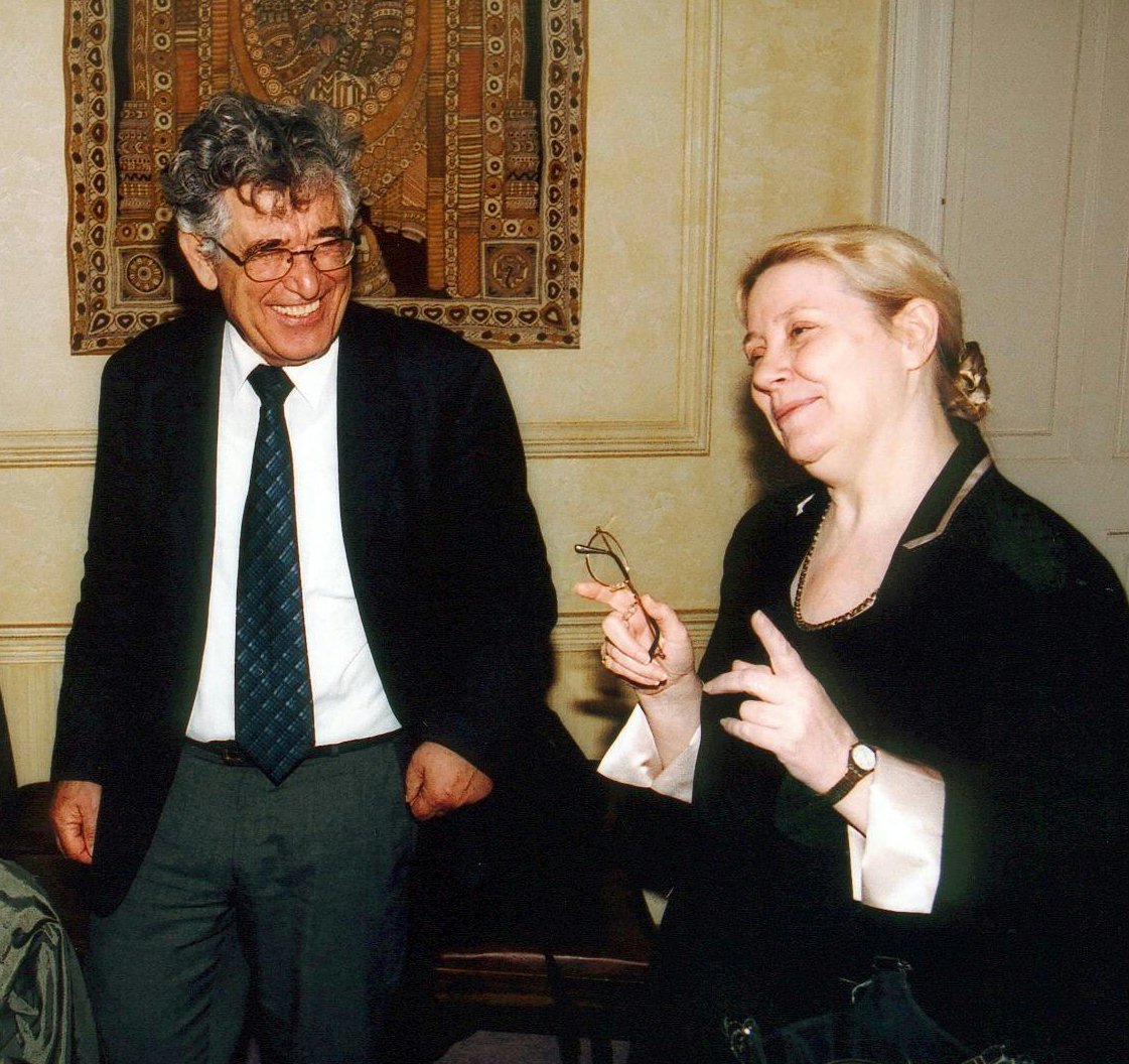 Professor Moshe Sharon and Dr. Wendi Momen.