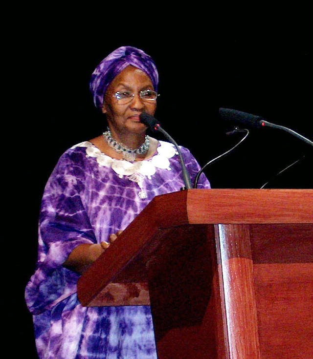 Lally Lucretia Warren addressing the 2004 Parliament of World's Religions.