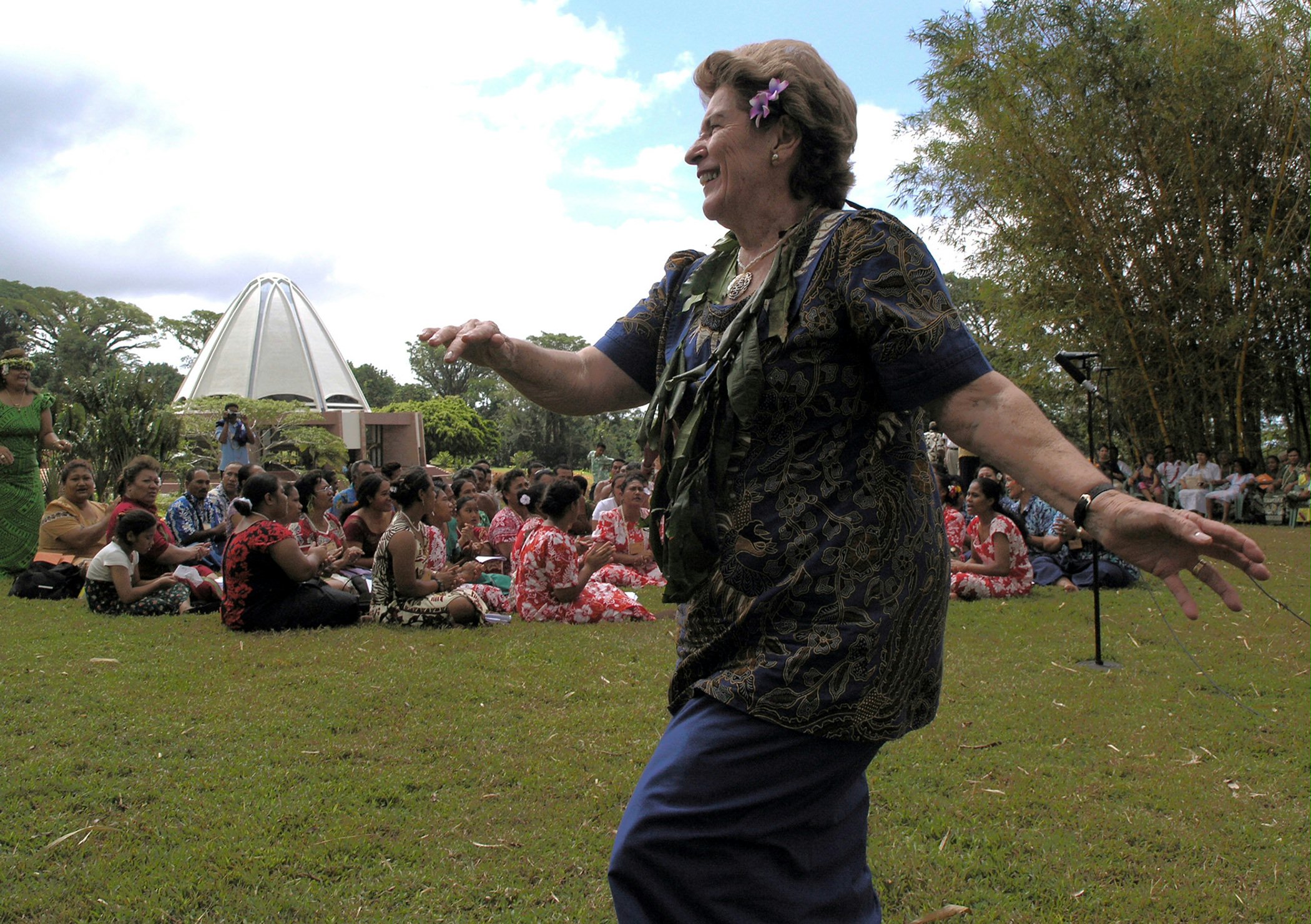 A Samoan dance being performed at the jubilee by Lilian Wyss-Ala'i, who introduced the Baha'i Faith to Samoa in 1954.