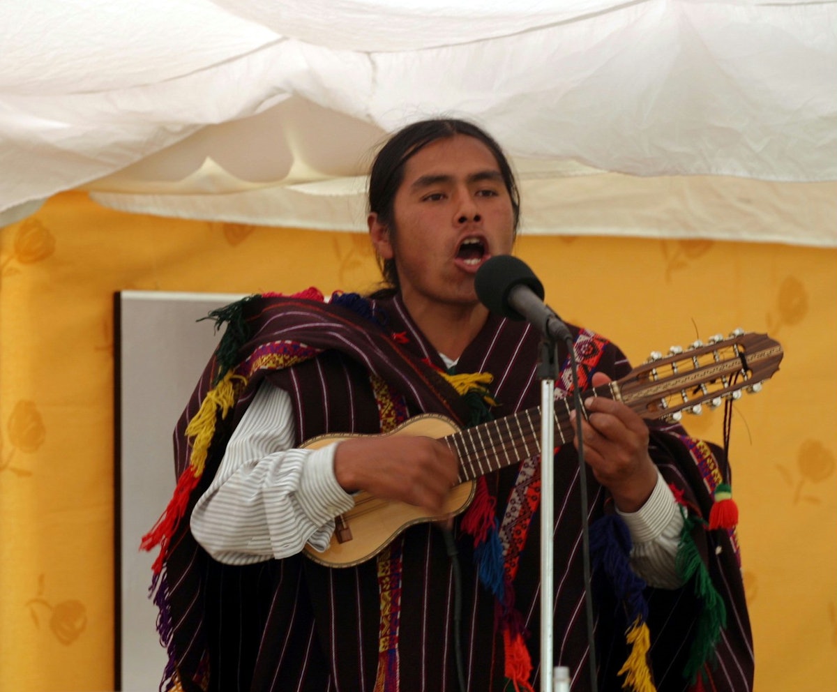 Juan Tamares of Santa Rosa, Ecuador, performing at the "Growth and Victories" conference.