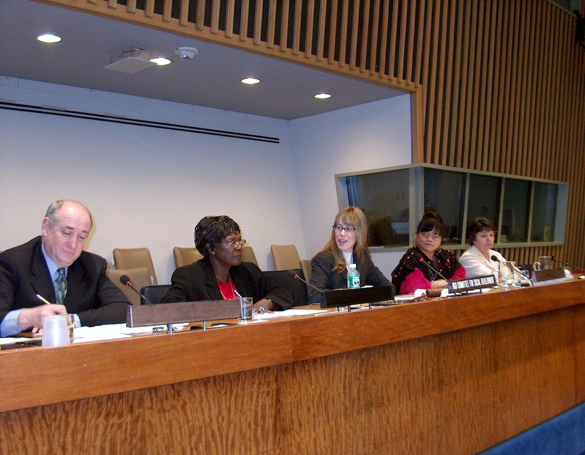 Baha'i International Community representative Bahiyyih Chaffers, center, chairing a discussion at a UN civil society forum. (Left to right) Denys Correll, executive director of The International Council on Social Welfare; Pamela Mboya, chairperson of HelpAge Kenya; Ms. Chaffers; Elsa Ramos, director, equality and youth, International Confederation of Free Trade Unions; Huguette Redegeld, vice president, International Movement ATD Fourth World.