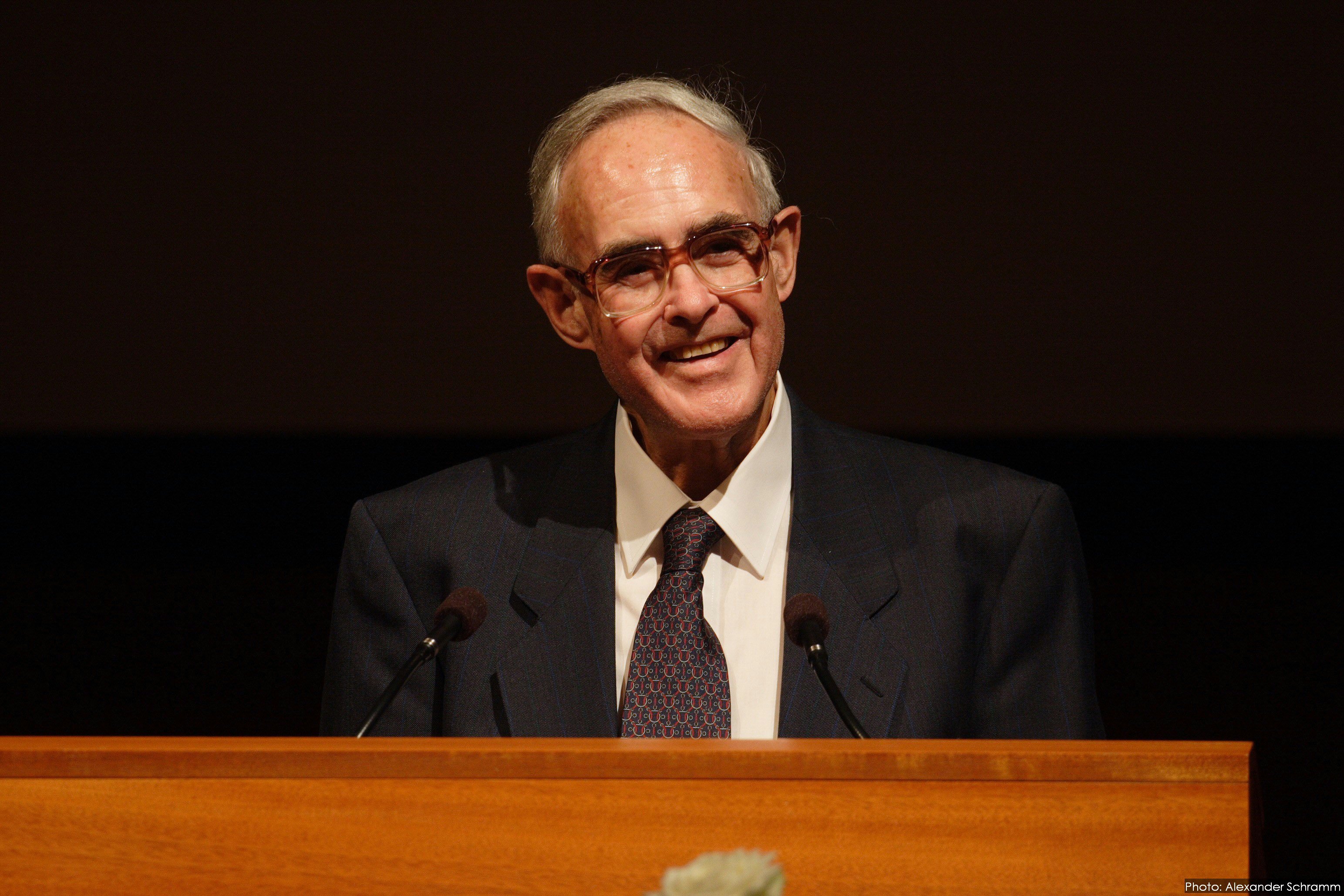 Ian Semple, a former member of the Universal House of Justice, gave two speeches at the jubilee on 10 September 2005.