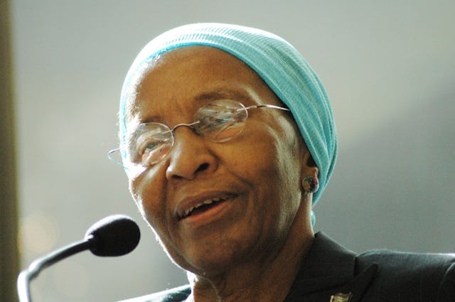 South African First Lady Zanele Mbeki at the podium at the Baha'i International Community offices in New York on 28 February 2006, where she spoke about a new program she has founded, South African Women in Dialogue (SAWID).
