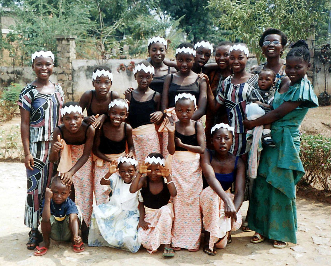During the year 2004-2005, a number of Baha'i communities celebrated their 50th year in existence. A full report in the latest volume of *The Baha'i World * includes this photograph of a dance troupe that performed at the jubilee celebrations in Burundi in August 2004.