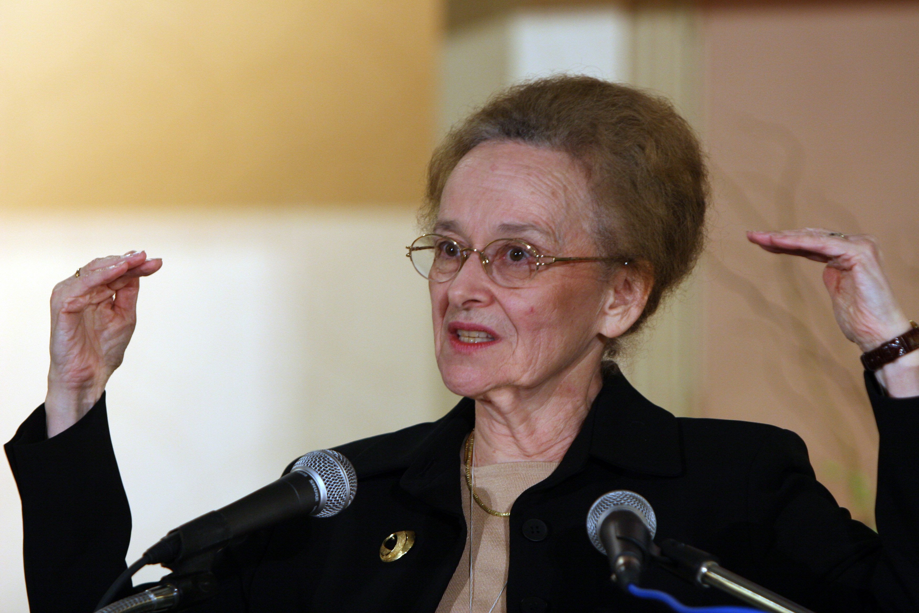 Dr. Janet Khan, of the Baha'i World Centre Research Department, delivers a presentation titled "Rank and Station: Reflections on the Life of Bahiyyih Khanum" at the Association for Baha'i Studies conference. (Photo by Courosh Mehanian)