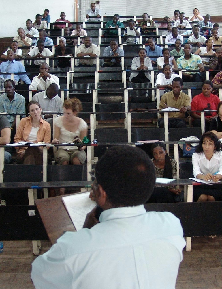 Participants listen to the presentation of Dr. J. Mwami, senior lecturer at the University of Dar es Salaam.