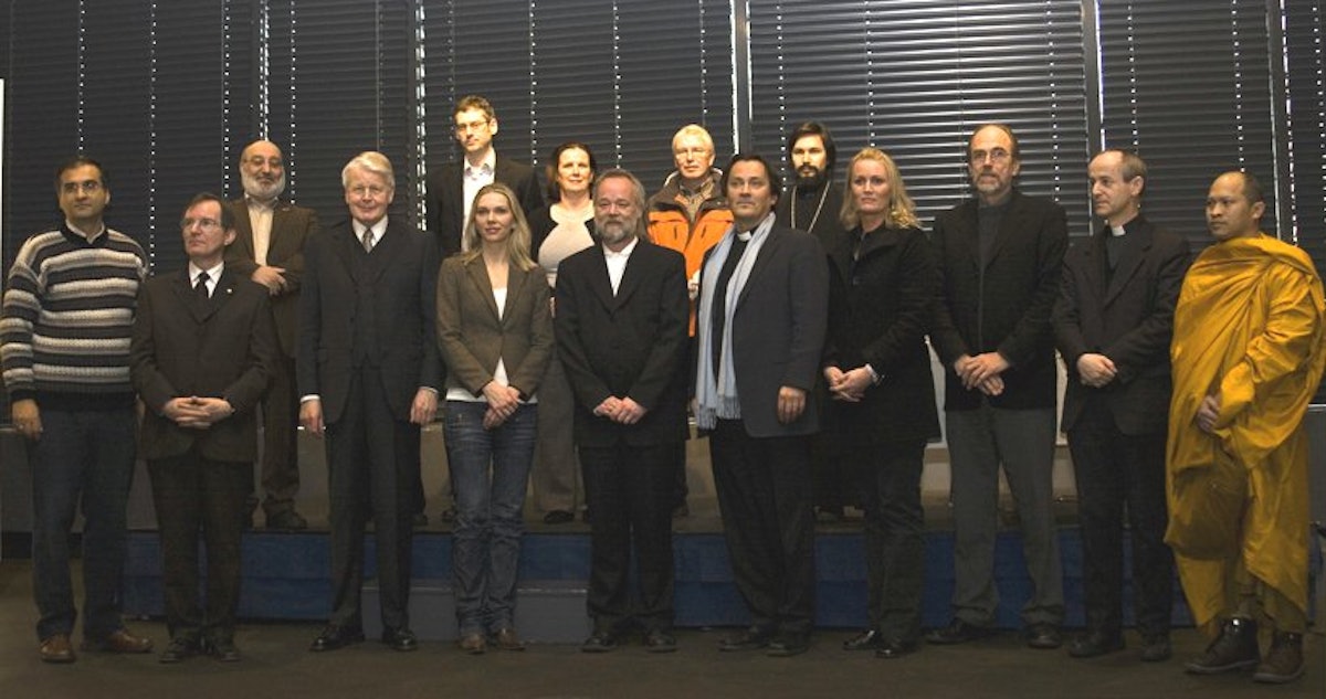 The President of Iceland, Mr. Olafur Ragnar Grimsson (front row - third from the left), with the founding members of the Iceland Forum for Interfaith Dialogue.