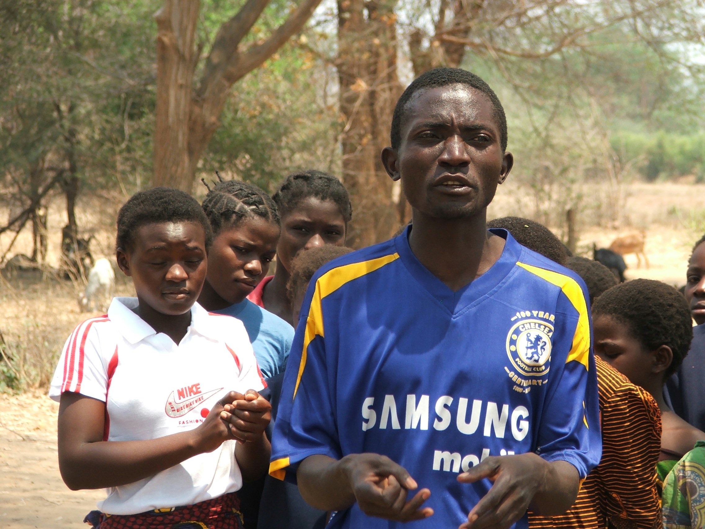 A trained facilitator, or animator, works with each of the youth groups.