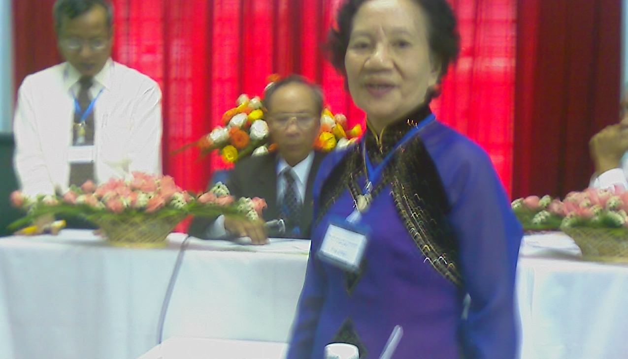 One of the 19 delegates to the national convention returns to her seat after casting her ballot.