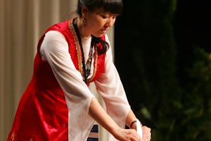 نمایندگانِ بهائیانِ دنیا برای انتخاب ٩ عضو بیت العدل اعظم ابداع رأی نمودند. رأی گیری در تاریخ ۲٩ آوریل ۲٠٠۸ در مرکز کانونشن بین المللی در شهر حیفا برگزار شد.