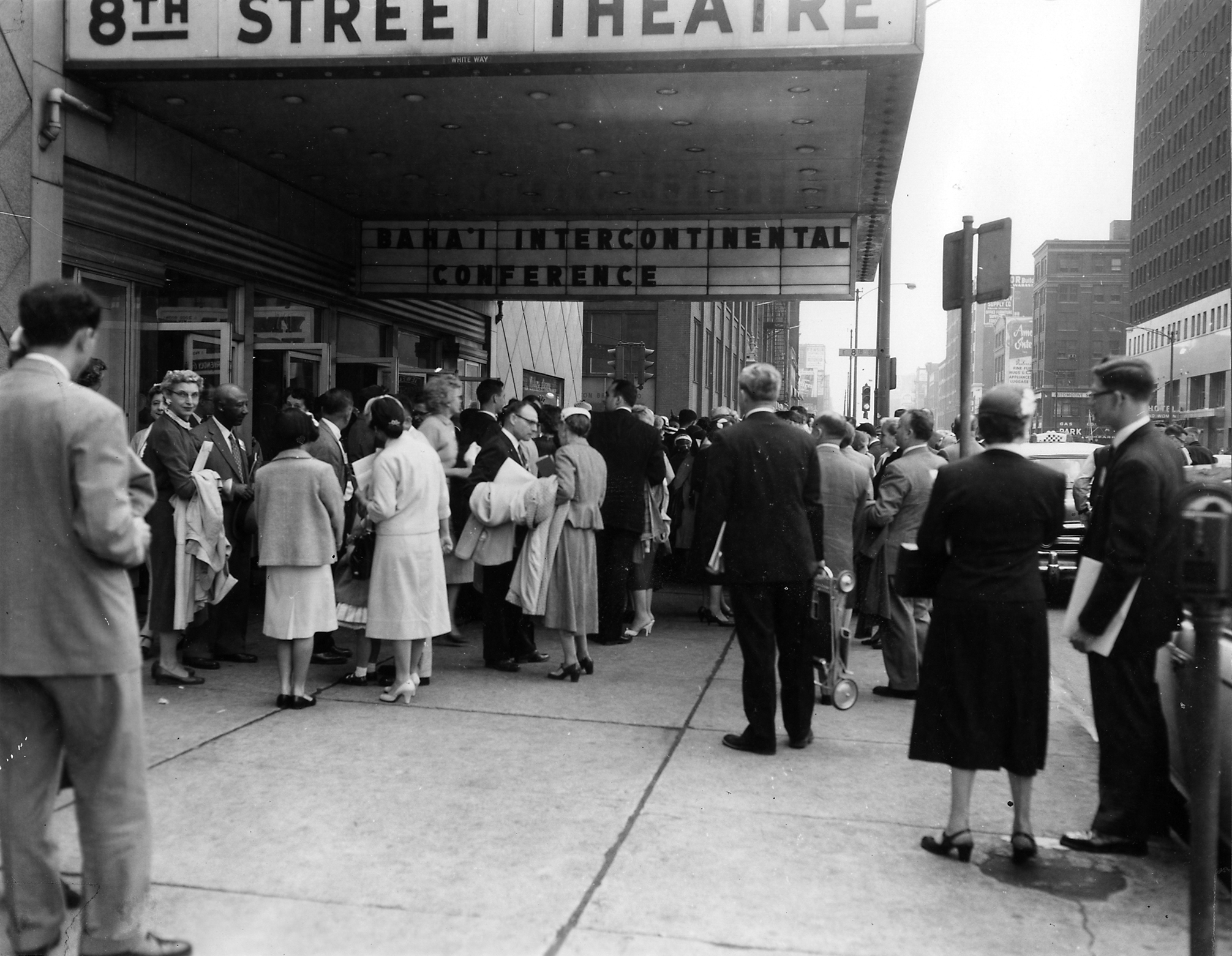 The Eighth Street Theatre in the city of Chicago served as the venue for the third of the intercontinental conferences of 1958. (Baha’i World Centre photograph)