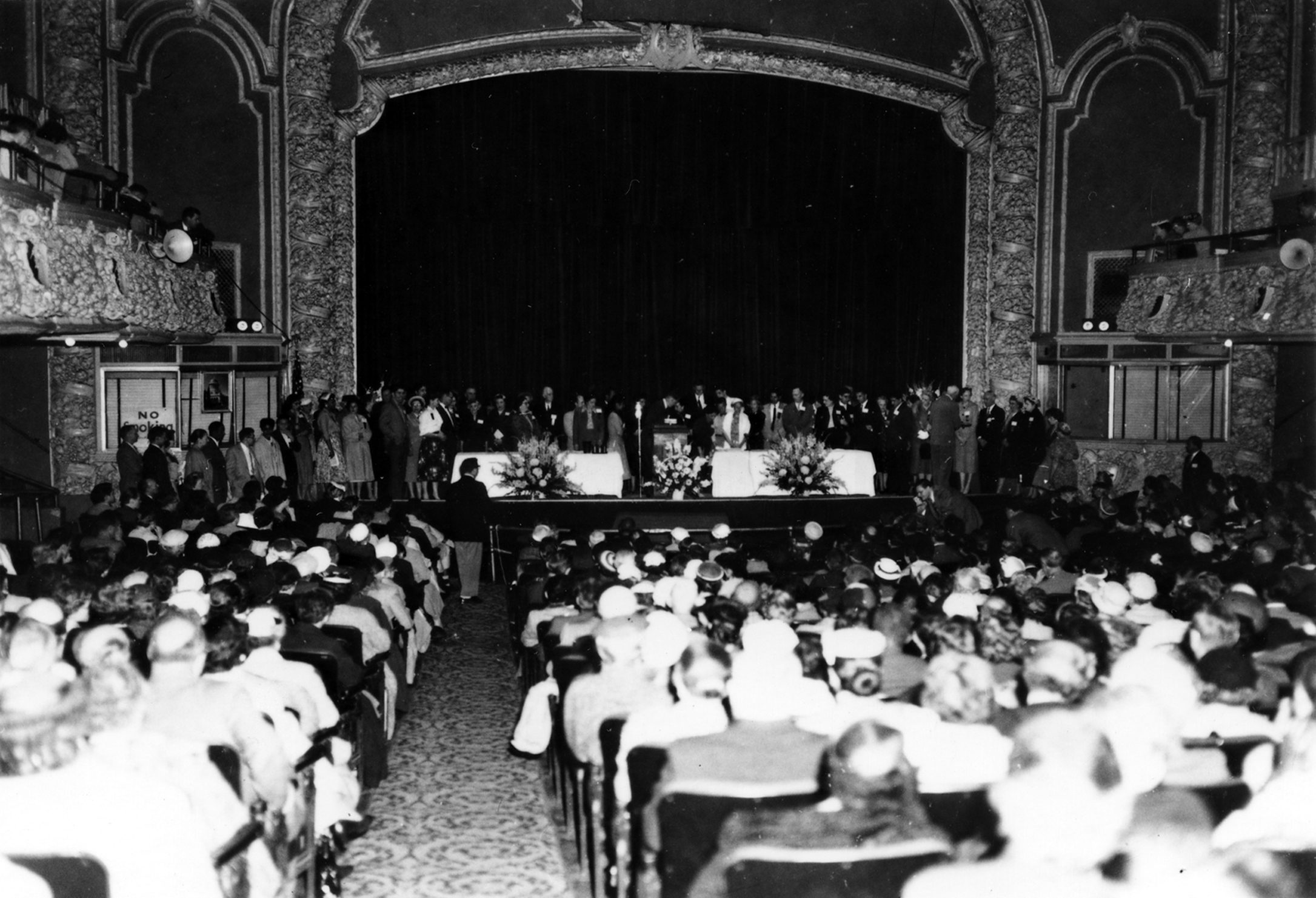 Attendance at the conference in Chicago in 1958 was 1,660. This year’s gathering there drew 2,340 people and was one of six conferences in the United States, one of 13 in the Americas. (Baha’i World Centre photograph)