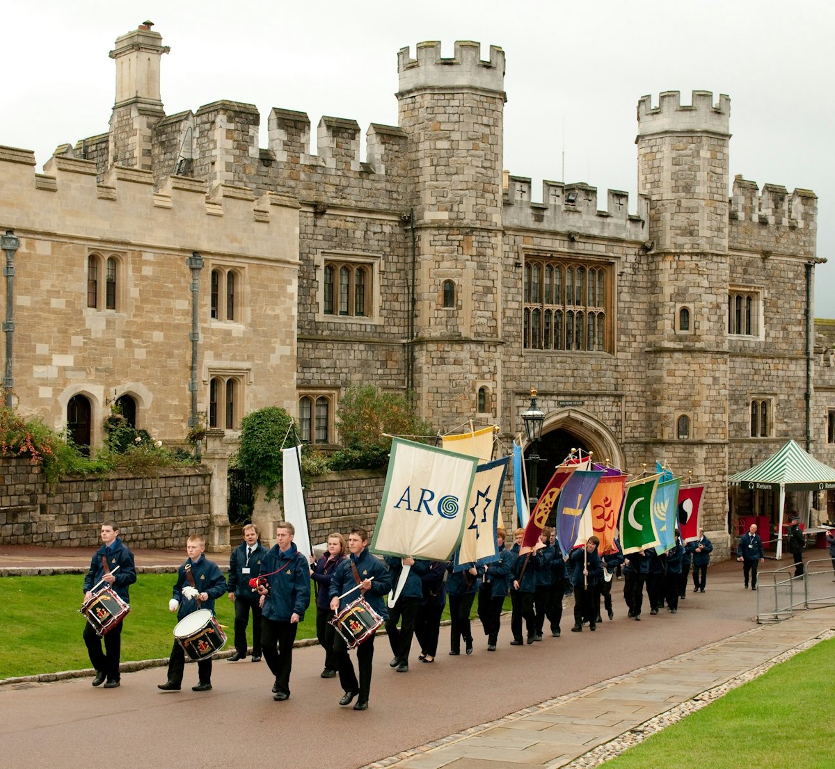 The procession of delegates enters Windsor Castle for the gathering hosted by the Alliance of Religions and Conservation (ARC) and the UN Development Programme. (Photos courtesy of ARC/Richard Stonehouse)