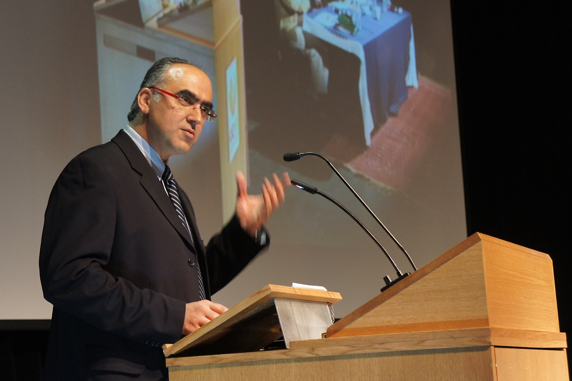 Soli Shavar of Haifa University, Israel, speaks about the history of Baha'i educational initiatives in Iran in a talk titled "Between Praise and Hatred, Envy and Prejudice," at the conference on "Intellectual Othering and the Baha'i Question in Iran," held at the University of Toronto, 1-3 July, 2011.
