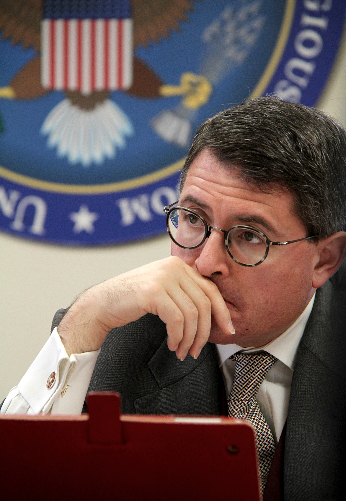 On 16 February, the U.S. Commission on International Religious Freedom hosted a meeting with relatives of Baha'i educators imprisoned in Iran. The Commissioner Chair, Leonard Leo, pictured, said the Commission would continue to monitor and draw attention to the plight of the Baha'i community.