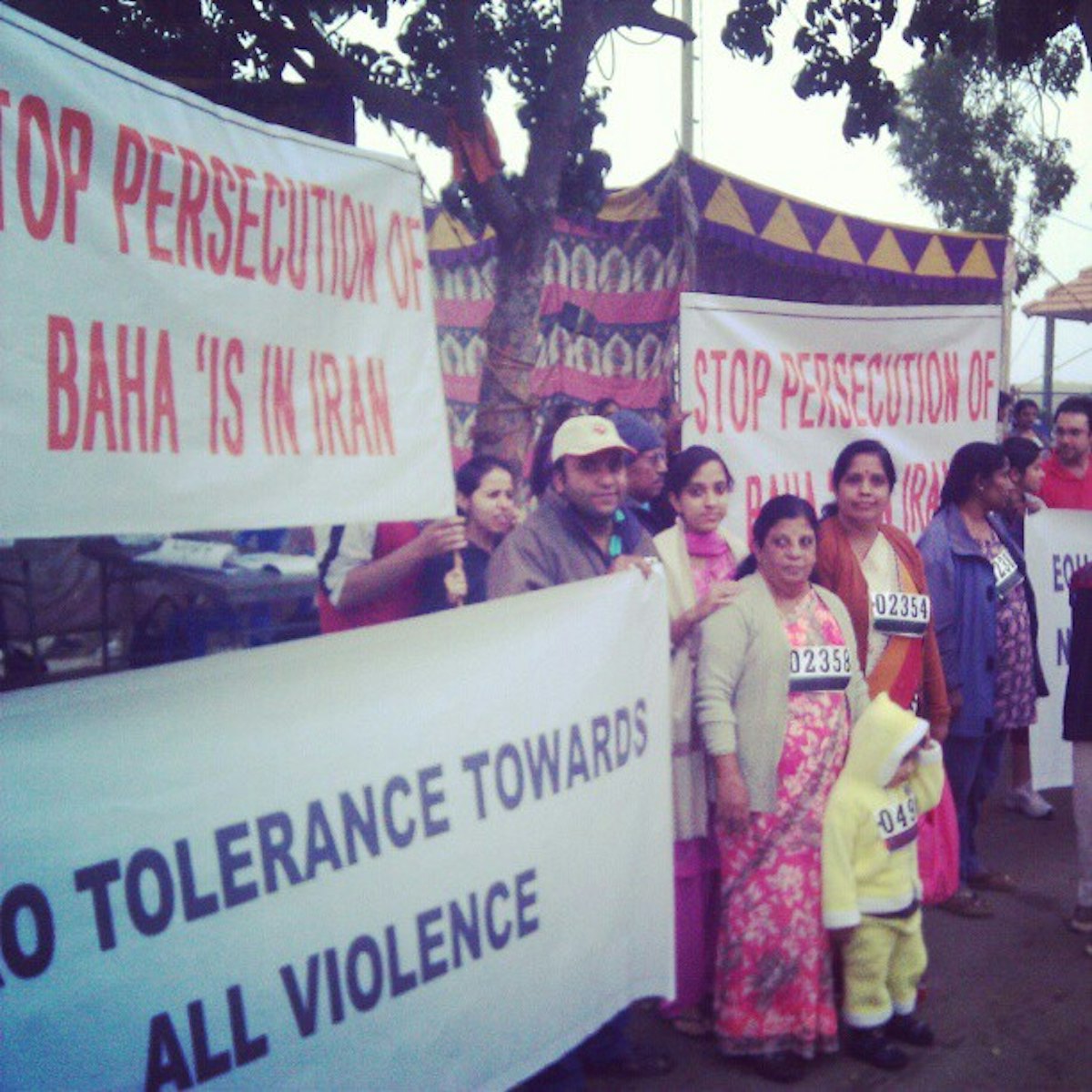 At a marathon, organised by the Classic Road Runners Athletic Club of Bangalore, spectators carried banners calling for the release of prisoners of conscience in Iran.