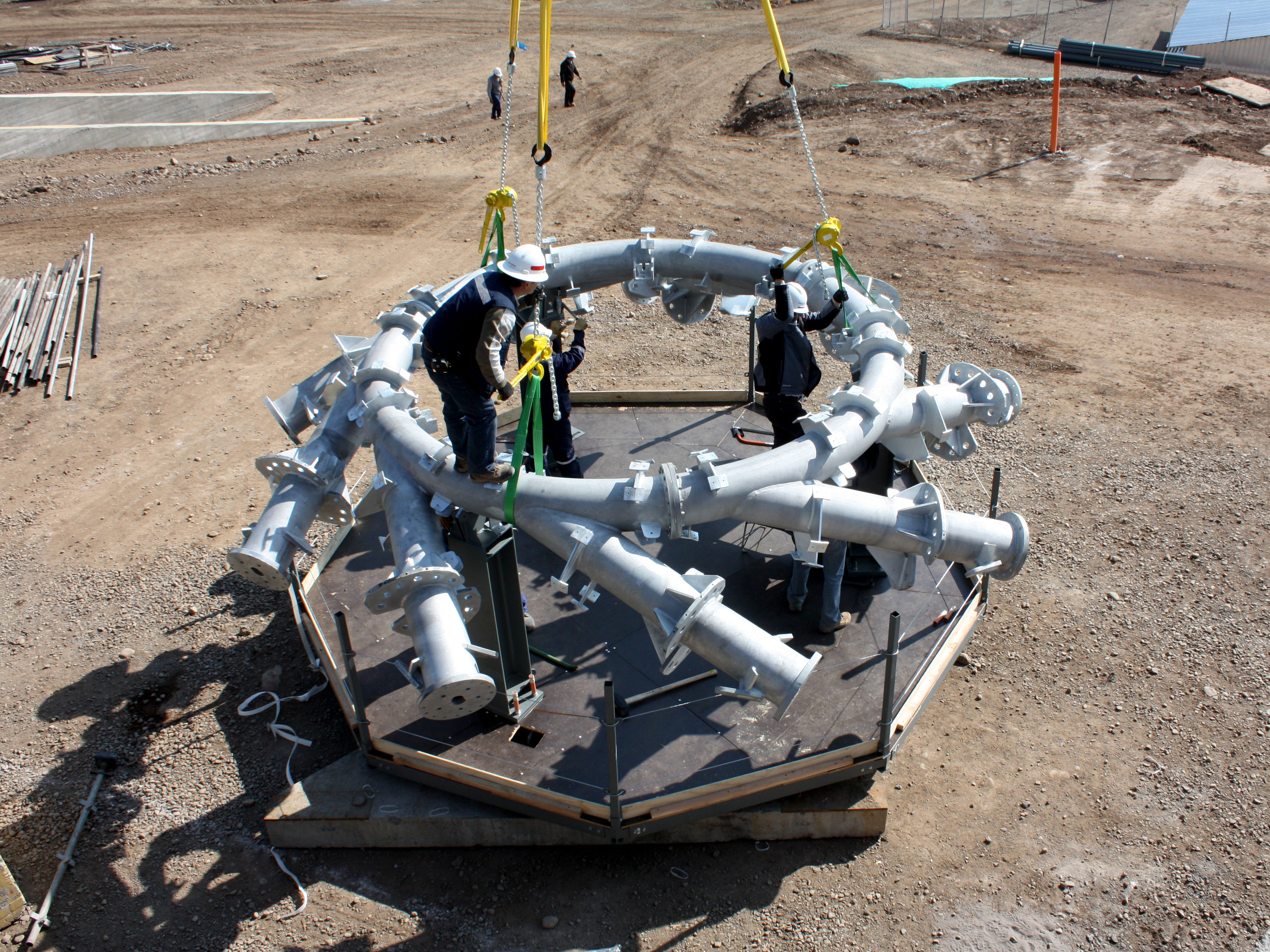 Oculus ring tube which will be installed at the apex of the Temple and unites the 9 wings of the Temple together.