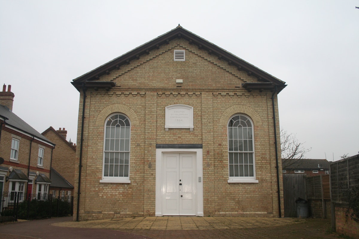 The Afnan Library is now permanently housed in a former Chapel in the market town of Sandy, close to Cambridge.