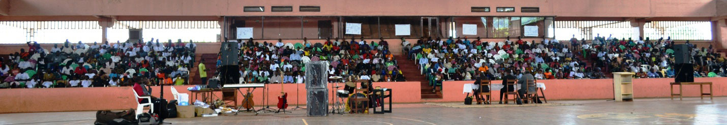 کنفرانس مشمول از حدود ۴۰۰ جوان بود. بسیاری به علت موقعیت ناپایدار کشور، نتوانستند در کنفرانس شرکت نمایند.