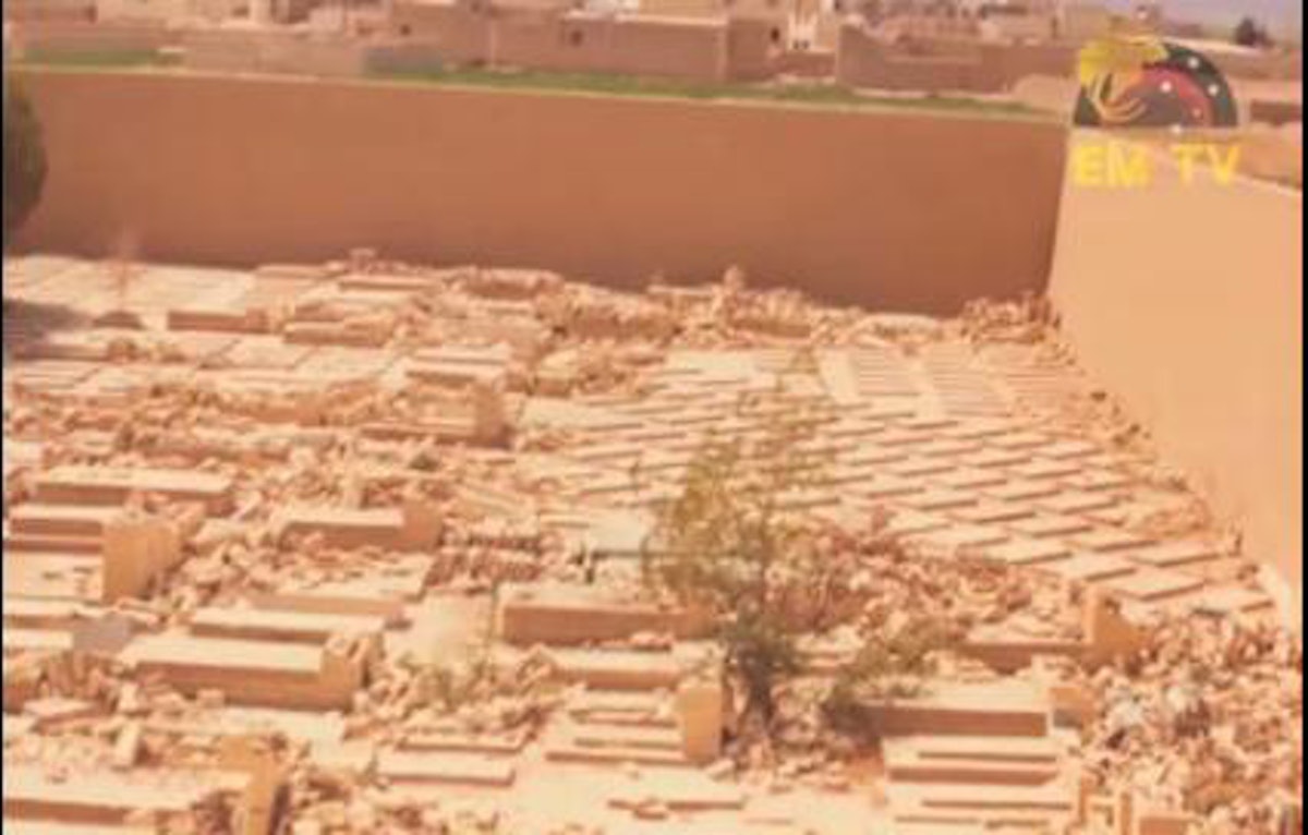 The desecration of a historic Baha'i cemetery in Iran last year is one of the many forms of persecution of Baha'is by Iranian authorities described in the video.