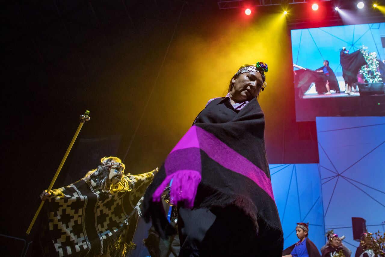 Representatives of the Mapuche people of Chile performed the traditional Choike Pürrün.