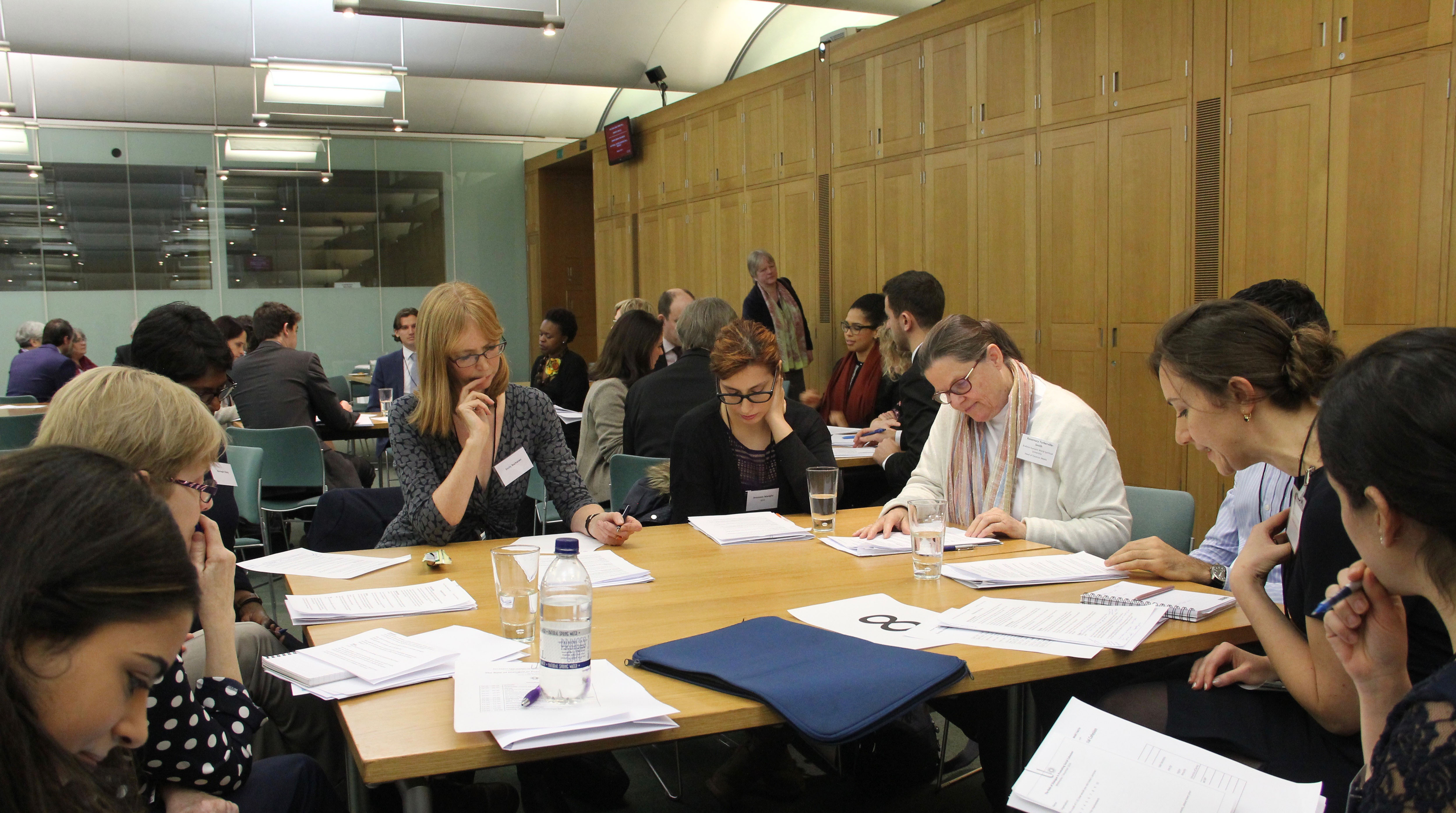 بسیاری از شرکت‌کنندگان بر این نکته تاکید داشتند که این گونه گفتگوی مشارکتی و فراگیر، بسیار جدید و منحصر به فرد بوده و می‌تواند به شیوه‌های جاری گفتگو‌ در پارلمان کمک شایانی نماید.