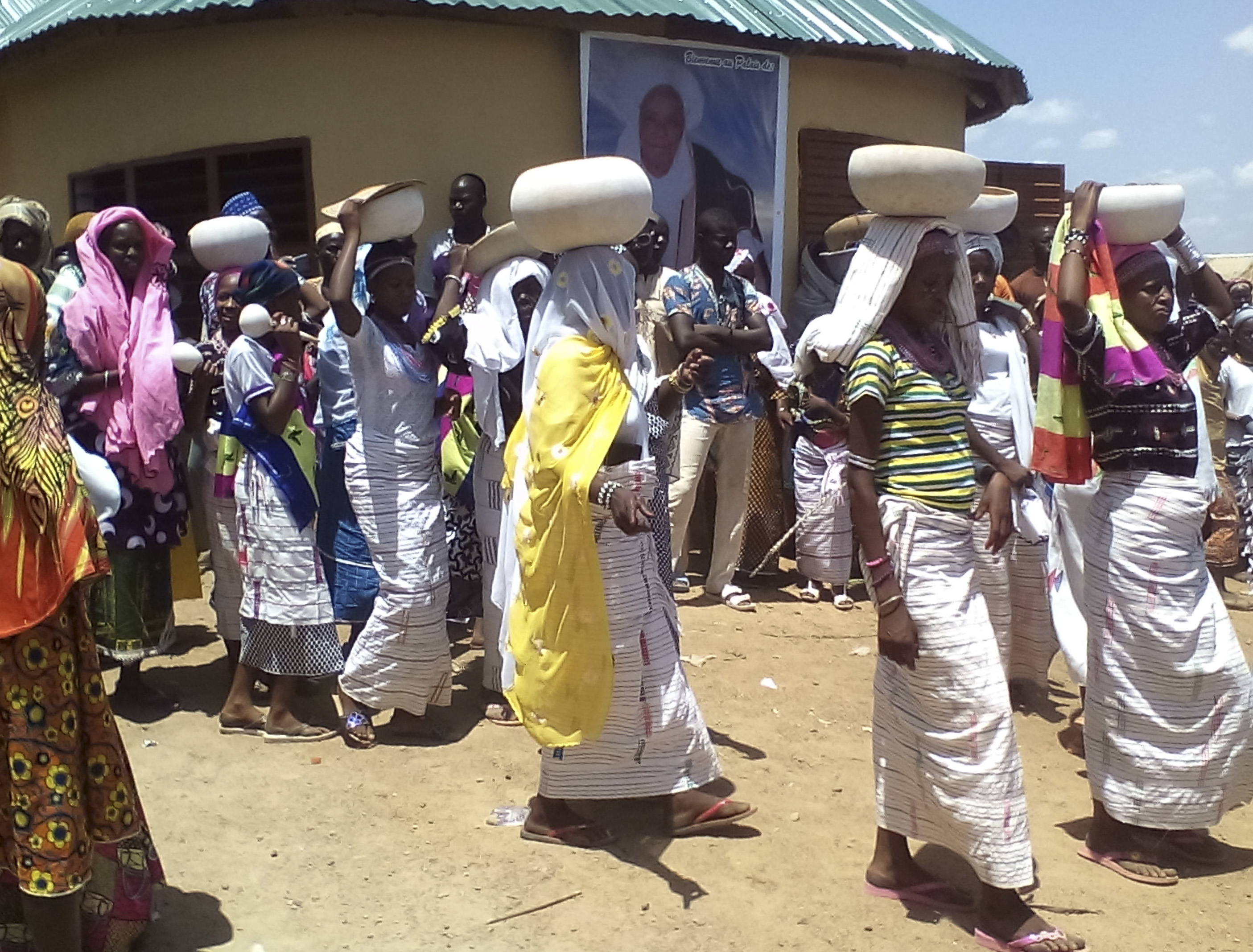 Fula women during the enthronement ceremony of High Chief Djaouga