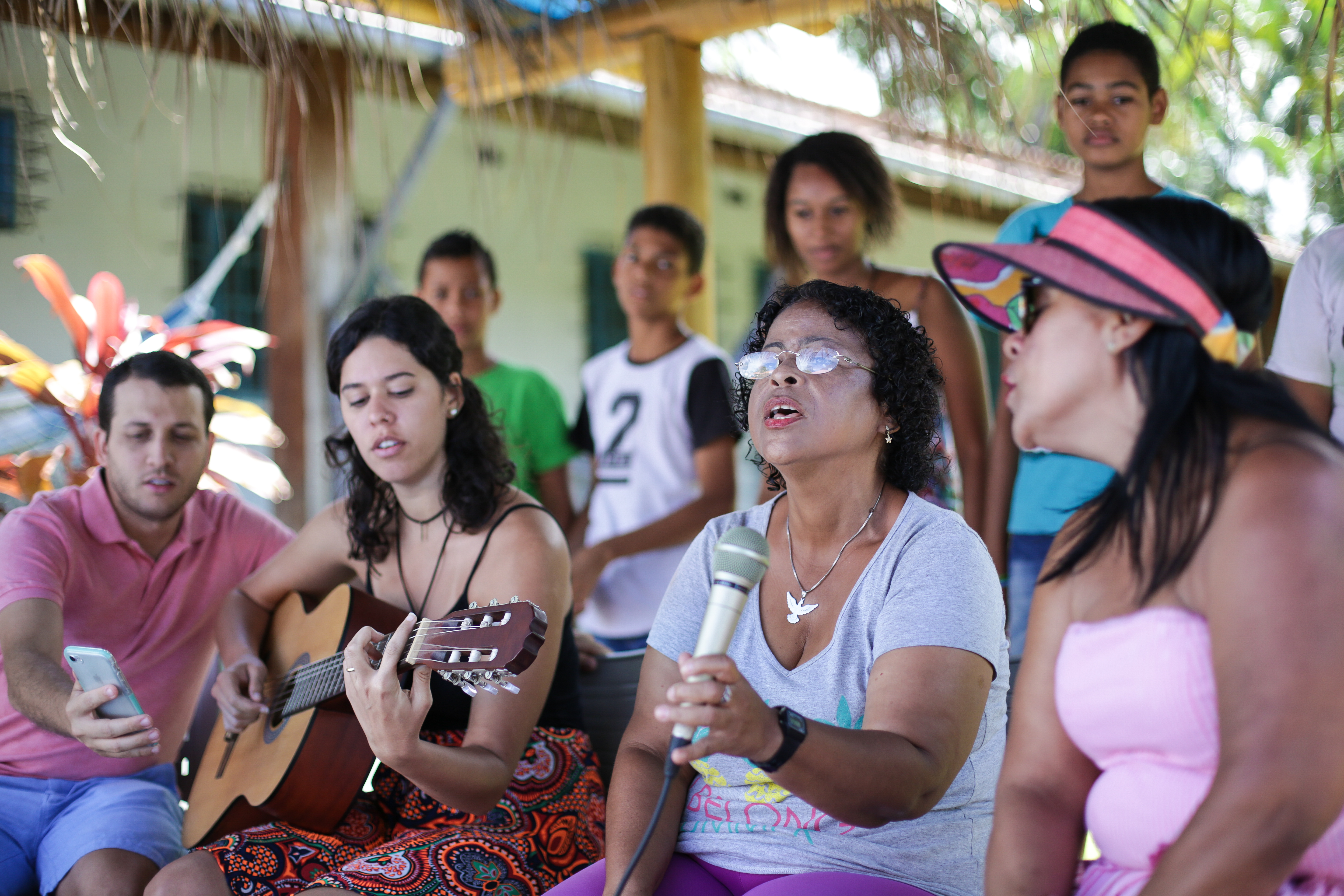 A community in Bahia, Brazil, celebrates Ridvan with music.
