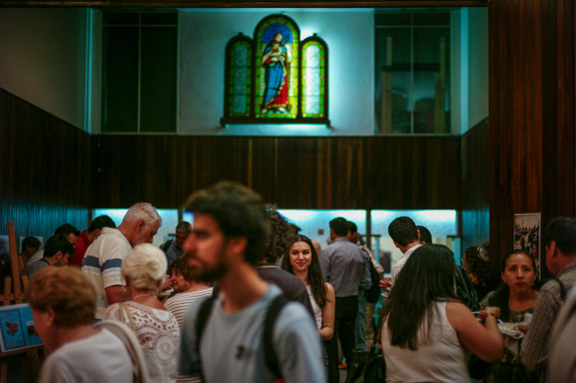 Nearly 300 participants gathered on 20 June 2017 to share practices and explore ways to further receive and support refugees in their communities.