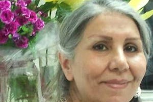 دوران زندان خانم مهوش ثابت، عضو سابق گروه یاران پس از ده سال حبس ناعادلانه و تحمل آزار و شرایط دشوار به پایان رسیده است.