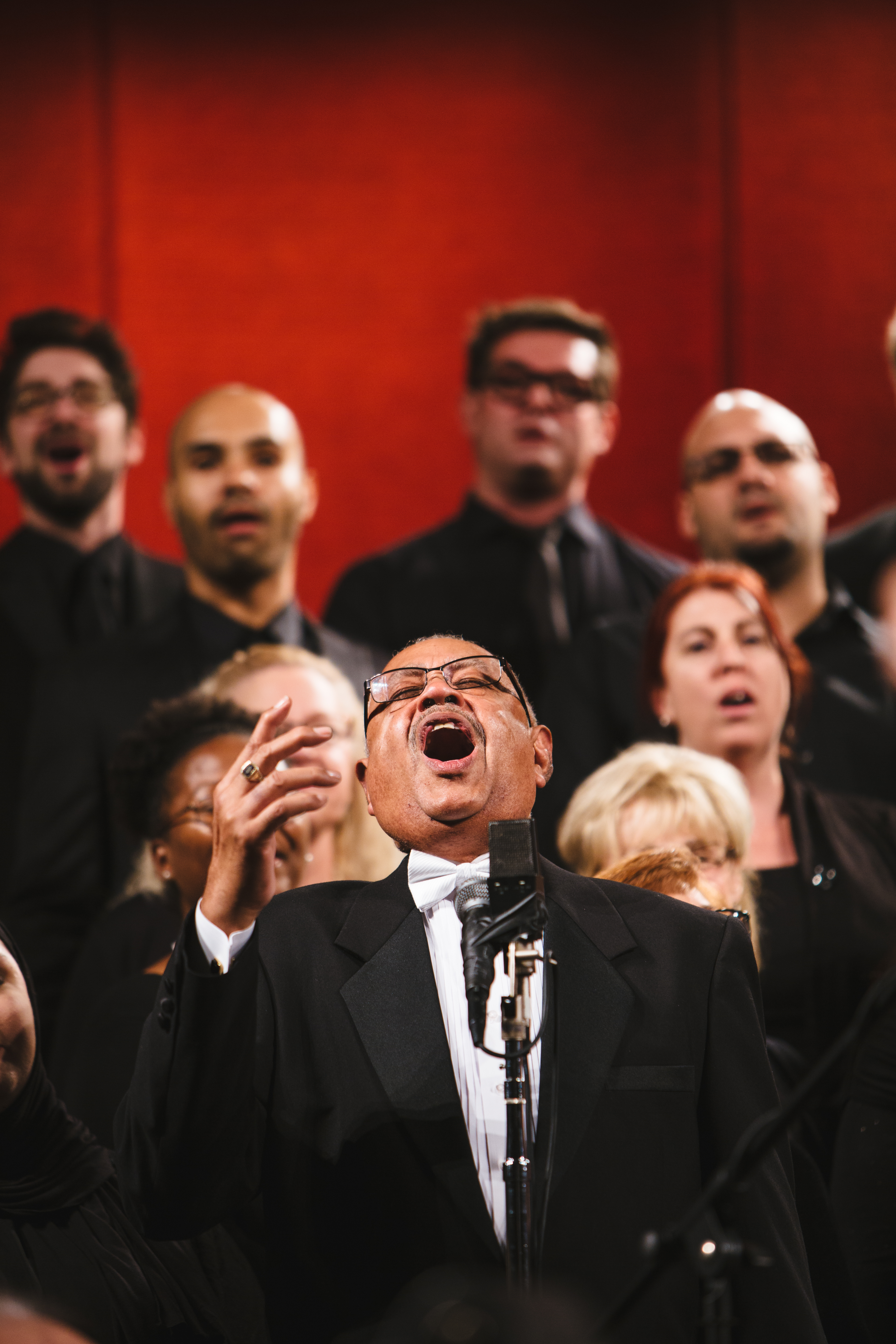 The choir at the Baha’i House of Worship in Wilmette joined with the local Lincolnwood Chamber Orchestra for the Light of Unity concert in honour of the bicentenary.
