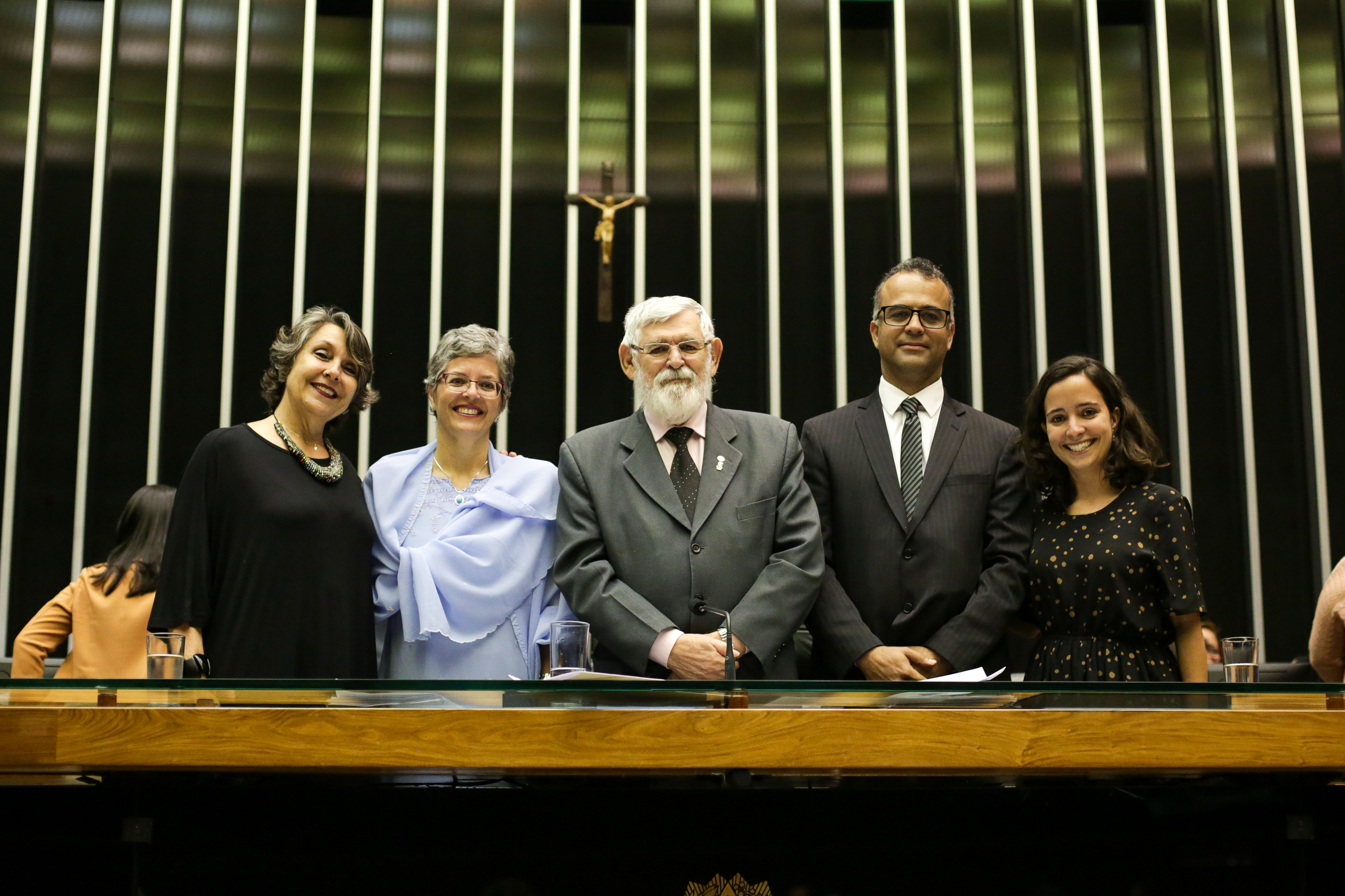 From left to right: Congresswoman Erika Kokay; Secretary of the National Assembly of the Baha’is of Brazil; Liese von Czékus; Congressman Luiz Couto; and representatives of the Baha’i community Pejman Samoori and Carolina Cavalcanti.